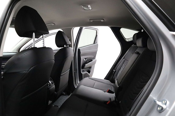 Hyundai Tucson 23 of 26