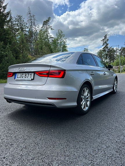 Audi A3 4 of 6