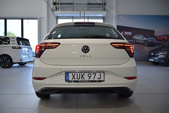 Volkswagen Polo 9 of 24