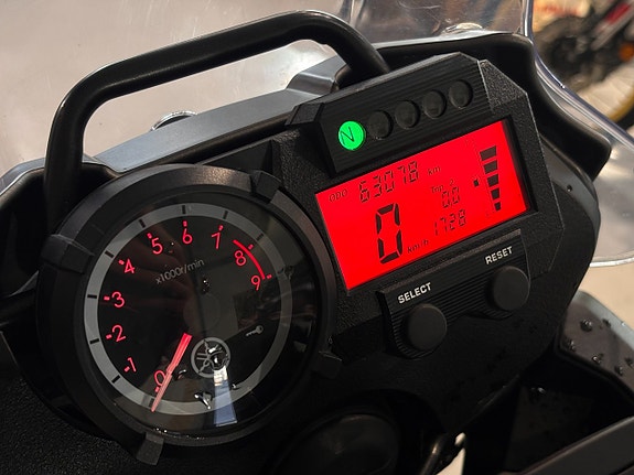Yamaha XT660Z Tenere Fint skick, värmehandtag, väskor,  ny servad 7 of 7