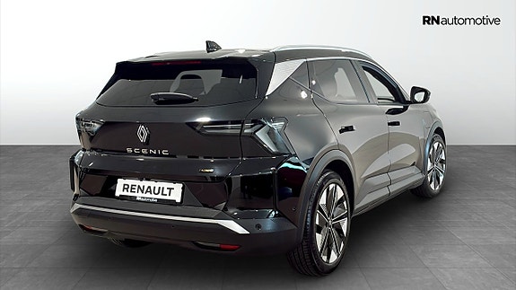 Renault Scenic E-Tech 2 of 12