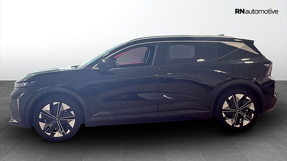 Renault Scenic E-Tech 6 of 12