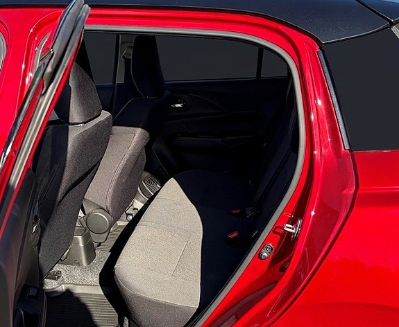 Suzuki Swift 4 of 6