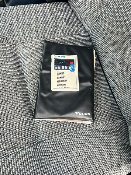 Volvo 740 6 of 8