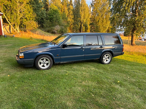 Volvo 740 4 of 8