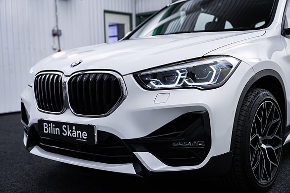BMW X1 9 of 30