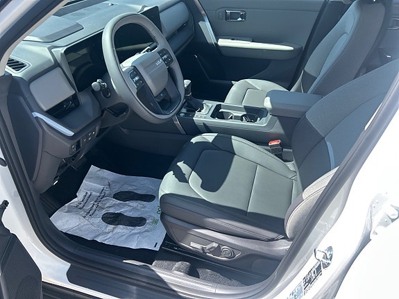 Kia Seltos 8 of 22
