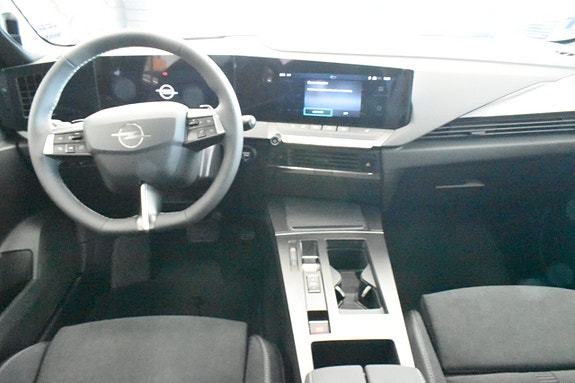 Opel Astra 10 of 22