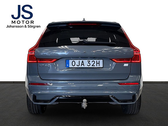 Volvo XC60 6 of 26
