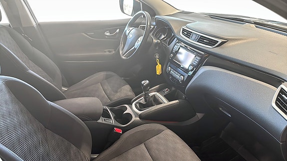 Nissan Qashqai 3 of 9