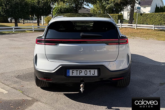 Polestar 3 4 of 15