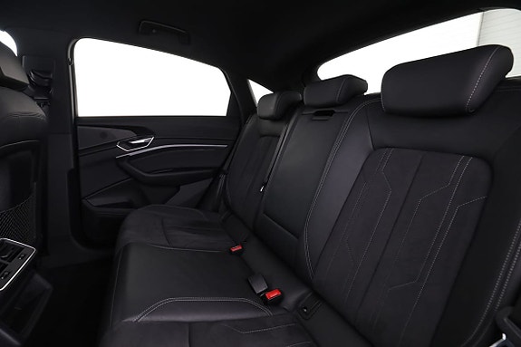 Audi Q8 15 of 30