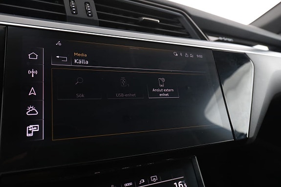 Audi Q8 22 of 30