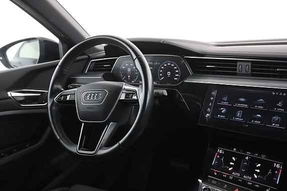 Audi Q8 14 of 30