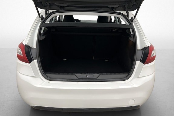 Peugeot 308 9 of 21