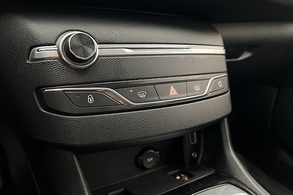 Peugeot 308 18 of 21