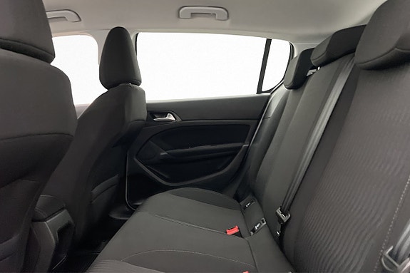 Peugeot 308 10 of 21