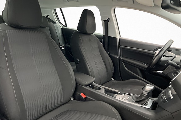 Peugeot 308 6 of 21