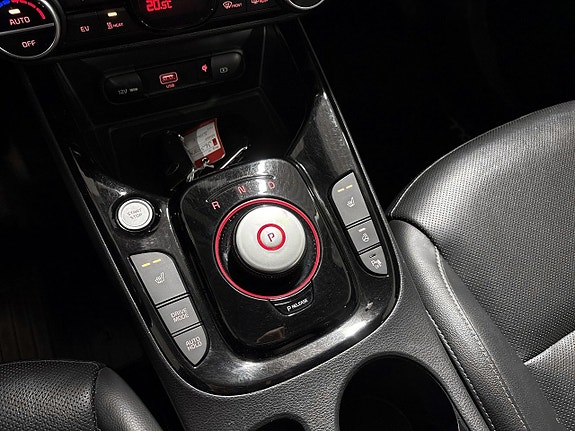 Kia e-Soul 12 of 19