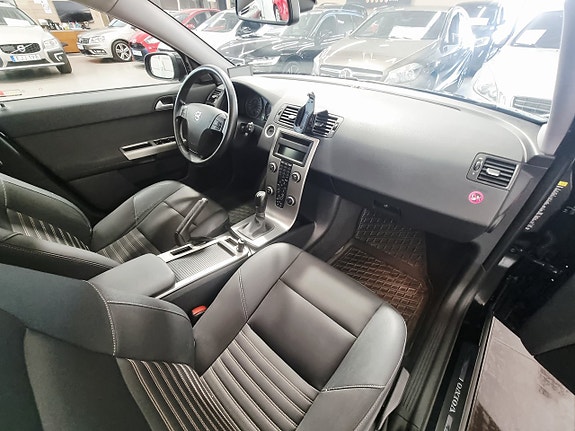 Volvo V50 15 of 25