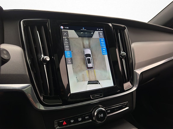Volvo V90 24 of 30