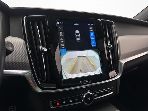 Volvo V90 25 of 30