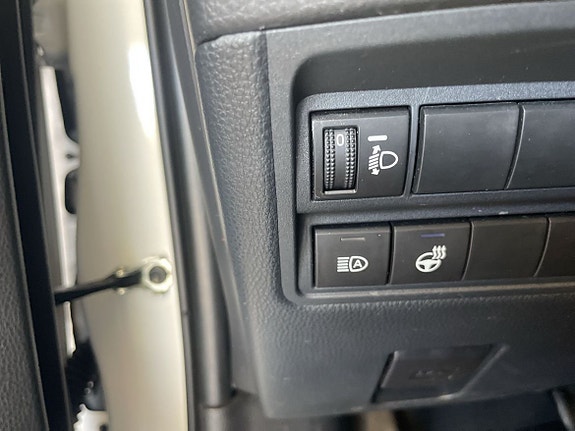 Toyota Yaris 11 of 15