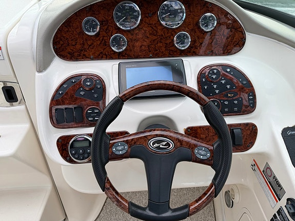 Sea Ray SunSport 290 7 of 15