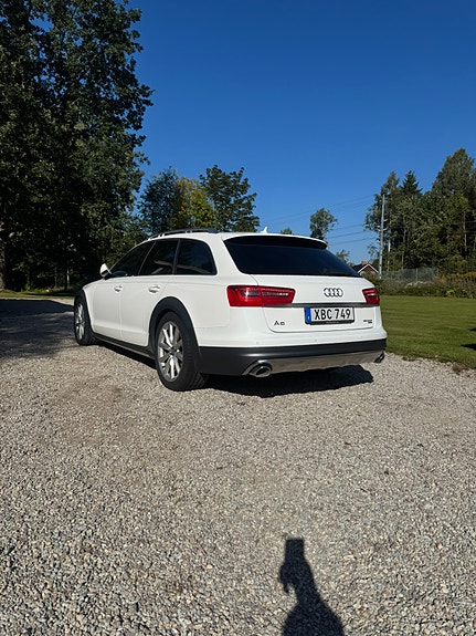 Audi A6 allroad 4 of 6