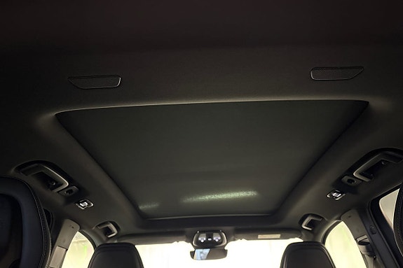 Volvo XC90 20 of 20
