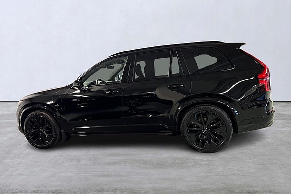 Volvo XC90 2 of 20