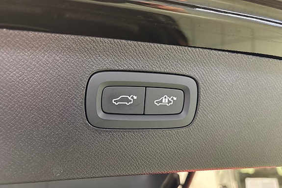 Volvo XC90 17 of 20
