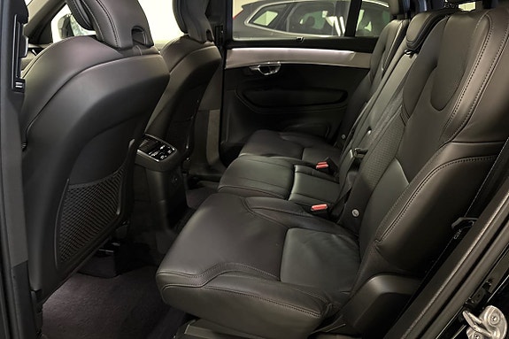 Volvo XC90 12 of 20