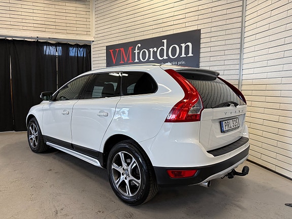 Volvo XC60 4 of 19