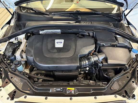 Volvo XC60 19 of 19