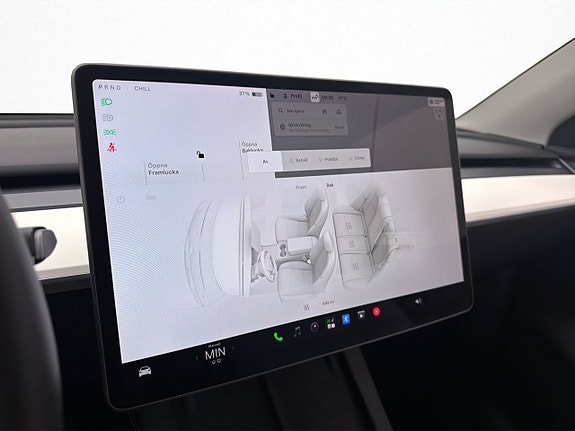 Tesla Model Y 19 of 30