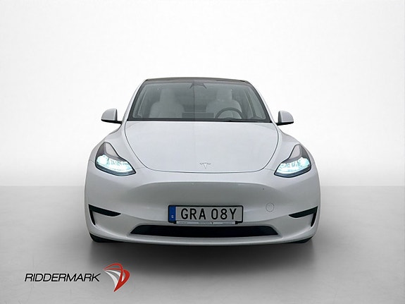 Tesla Model Y 3 of 30