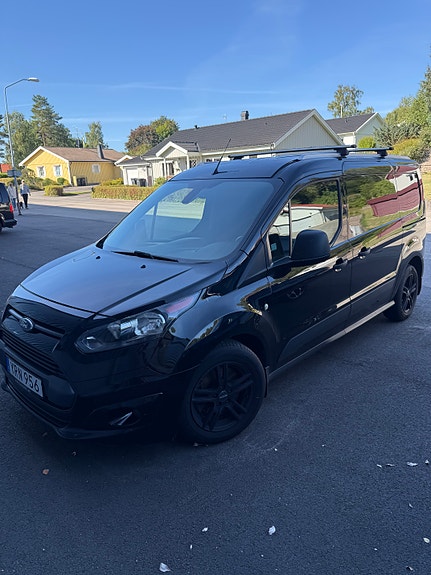 Ford Transit Connect 2 of 5