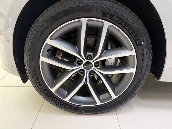 Land Rover Range Rover Sport 7 of 23