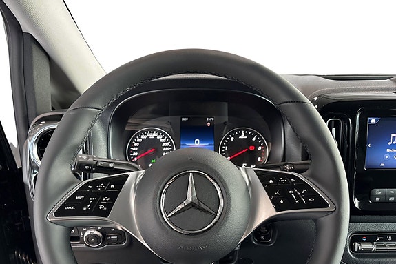 Mercedes-Benz Vito 108 7 of 18