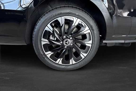 Mercedes-Benz Vito 108 5 of 18