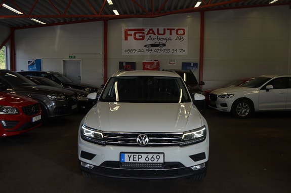 Volkswagen Tiguan 12 of 27