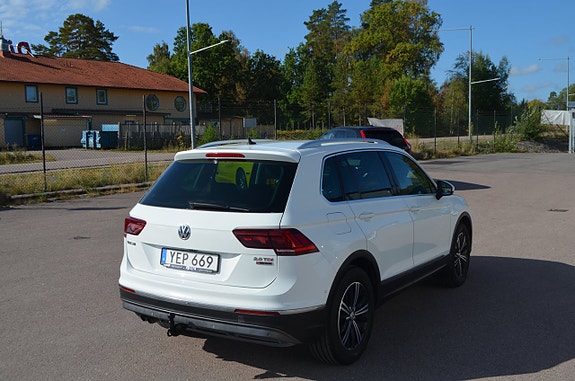 Volkswagen Tiguan 6 of 27