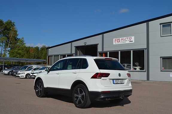 Volkswagen Tiguan 5 of 27