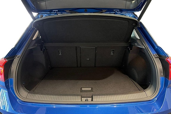Volkswagen T-Roc 20 of 22