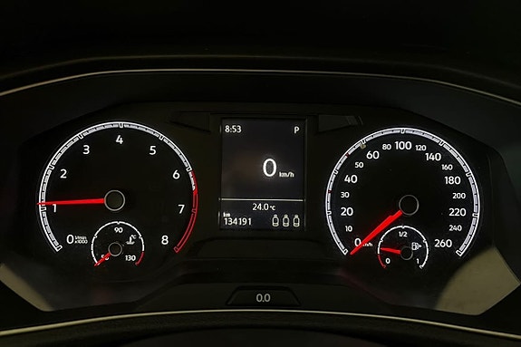 Volkswagen T-Roc 15 of 22