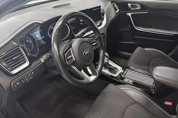 Kia Ceed 11 of 21