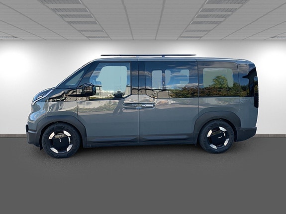 Kia PV5 4 of 19
