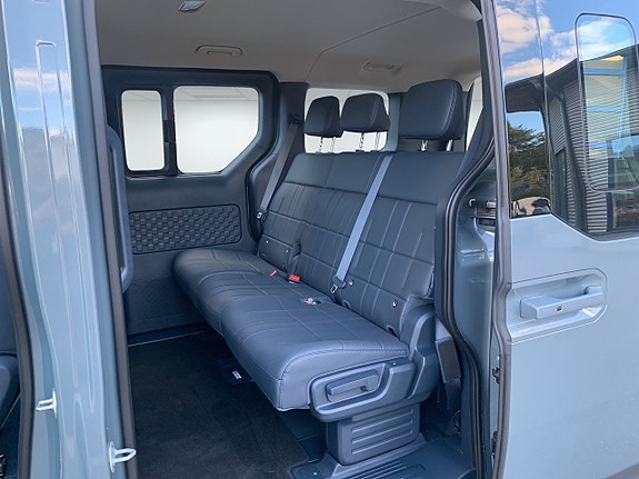 Kia PV5 9 of 19