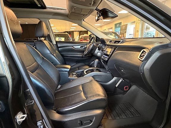 Nissan X-Trail 24 of 30